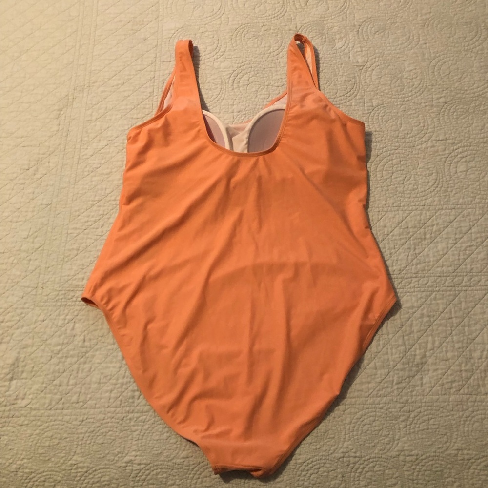 Nicole Miller swimsuit. Size 3X. NWT - Picture 3 of 5